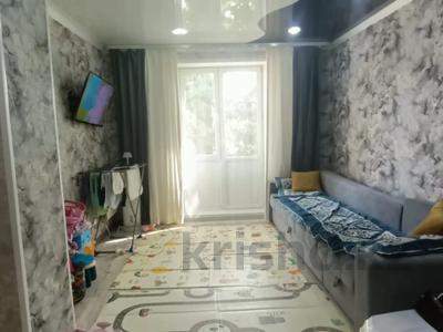 1-комнатная квартира · 40 м² · 2/2 этаж, Гвардейская за 7 млн 〒 в Усть-Каменогорске