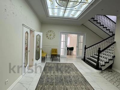 Отдельный дом · 7 комнат · 490 м² · 6 сот., мкр 8, Сазда-4 10 за 122.5 млн 〒 в Актобе