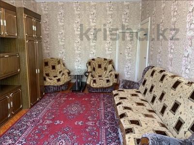 1-комнатная квартира, 40 м², 3/9 этаж, мкр Аксай-4 за 23.5 млн 〒 в Алматы, Ауэзовский р-н