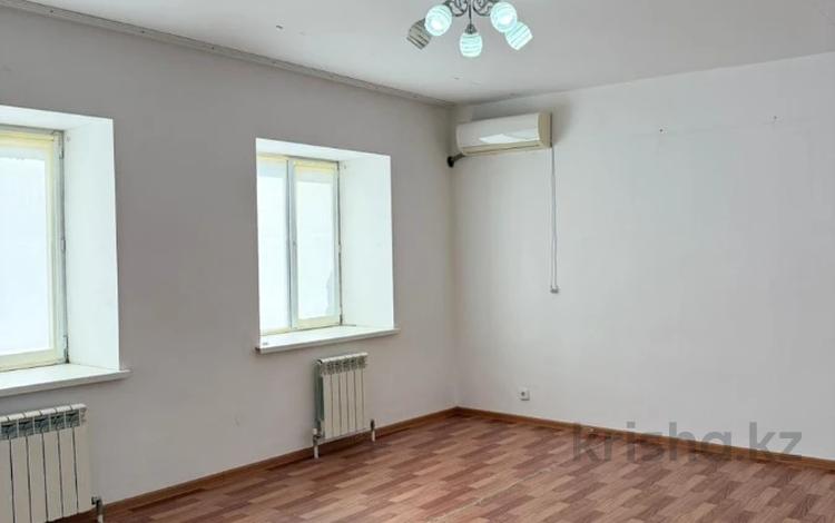 3-комнатная квартира · 91.1 м² · 8/9 этаж, мкр. Алтын орда 3г за 27.5 млн ₸ в Актобе — фото 2