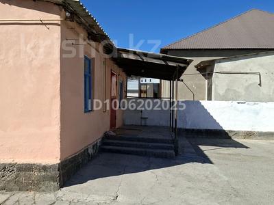 7-бөлмелі пәтер · 154 м² · 1/1 қабат, Дибаев 18, бағасы: 16 млн 〒 в Туркестане