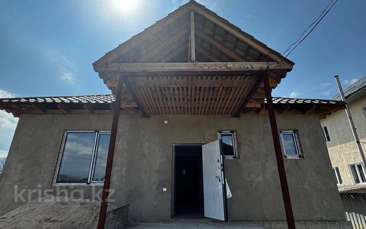 Отдельный дом · 3 комнаты · 104 м² · 8 сот., АскарТау 1 — Южный Каскелен за 36 млн 〒 — фото 2