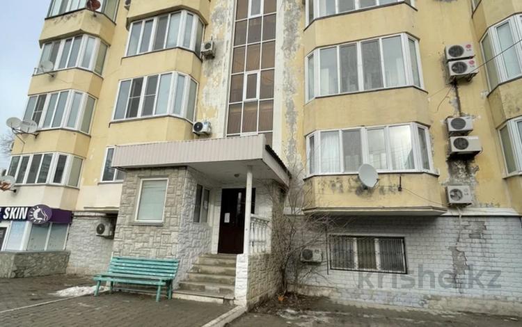 7-бөлмелі пәтер · 245 м² · 4/5 қабат, Атамбаева 20, бағасы: 59.9 млн ₸ в Атырау — фото 2