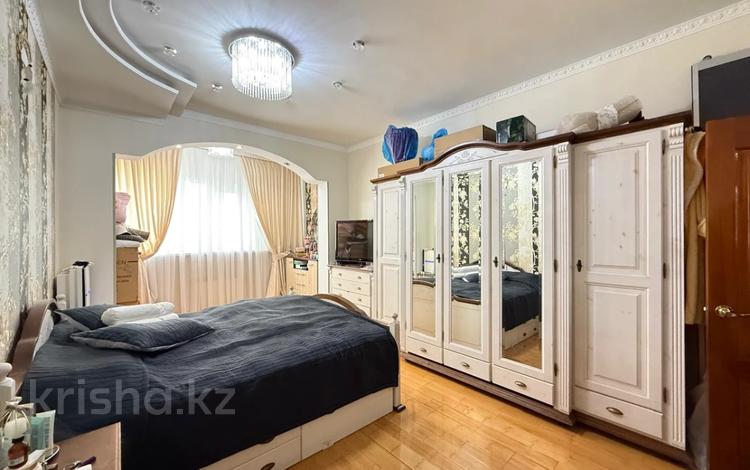 3-комнатная квартира · 105.9 м² · 8/11 этаж, Есет Батыра за 38 млн ₸ в Актобе — фото 11