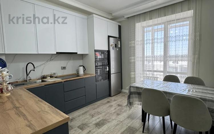 3-комнатная квартира · 80 м² · 8/10 этаж, мкр Юго-Восток, Муканова 55/2 за 45 млн ₸ в Караганде, Казыбек би р-н — фото 2
