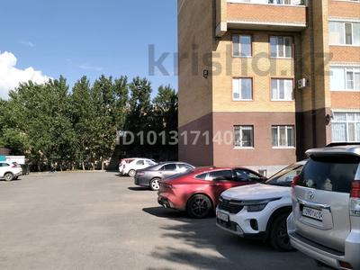 3-бөлмелі пәтер · 80 м² · 5/5 қабат, Бурабай 12 — угол Жанкожа Батыра и Кобзова, бағасы: 24.7 млн ₸ в Актобе, мкр. Курмыш