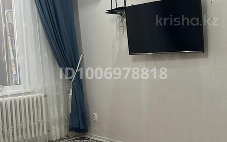 1-комнатная квартира · 35 м² · 6/9 этаж, 4микрорайон 8 за 140 000 〒 в Аксае — фото 2