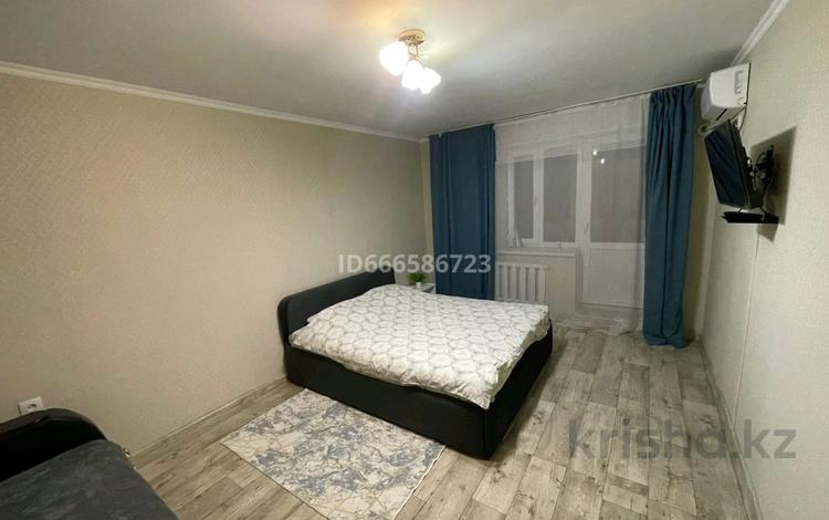1-комнатная квартира · 38 м² · 6/10 этаж, мкр 11 111 за 11 000 ₸ в Актобе — фото 33