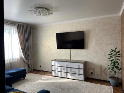 3-бөлмелі пәтер · 80 м² · 8/9 қабат, мкр Акбулак — Школы/ детский сады/ остановки, бағасы: 38 млн ₸ в Алматы, Алатауский р-н