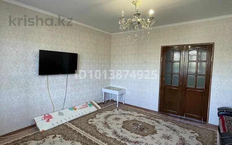 3-комнатная квартира · 66 м² · 2/9 этаж, мкр Юго-Восток, 30й микрорайон 29 за ~ 21.5 млн ₸ в Караганде, Казыбек би р-н — фото 2