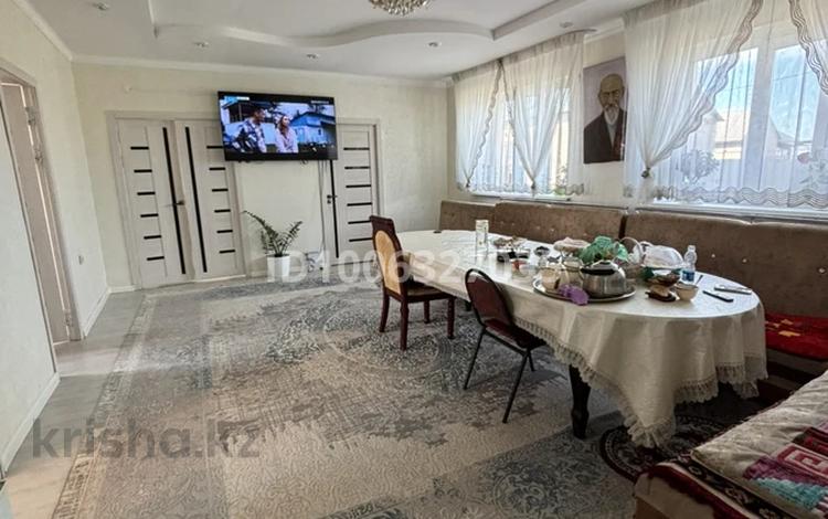 Отдельный дом · 5 комнат · 150 м² · 10 сот., Алпамыс батыр 15 за 24 млн 〒 в Таразе — фото 2