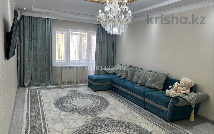 3-бөлмелі пәтер · 98 м² · 10/16 қабат, Алмагүл ш/а., 20, бағасы: 32 млн ₸ в Атырау, мкр. Алмагуль — фото 2
