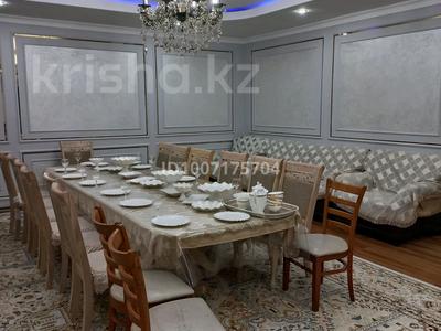 Дом · 8 комнат · 200 м², мкр Жансая, 3-переулок автомобильная 19б за 60 000 〒 в Таразе