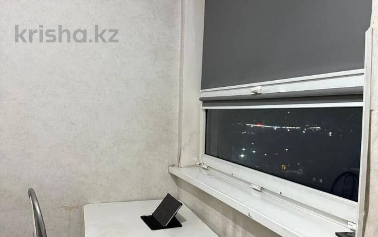 1-комнатная квартира · 25 м² · 9/9 этаж, мкр Аксай-1А 28А за 19 млн ₸ в Алматы, Ауэзовский р-н — фото 2