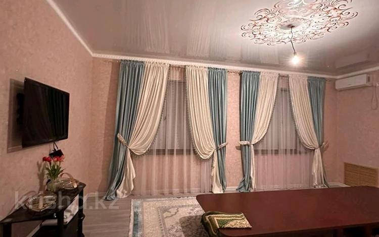 Отдельный дом • 4 комнаты • 130 м² • 10 сот., Кажымухан 16 — Центр за 28 млн 〒 в Казыгурте — фото 2