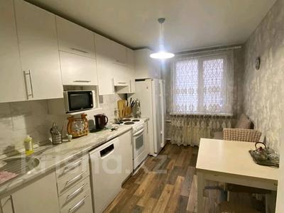 1-бөлмелі пәтер · 50 м² · 1/10 қабат, Карбышева 22 — Виноградова, бағасы: 10 000 ₸ в Усть-Каменогорске, Ульбинский