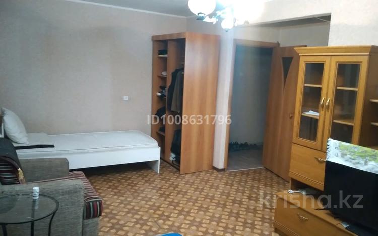 1 комната · 37 м² · 3/5 этаж, Нуркен абдирова 30/2 за 50 000 〒 в Караганде, Казыбек би р-н — фото 2