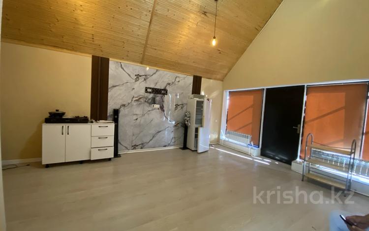 Отдельный дом · 1 комната · 30 м² · 6 сот., Медеу 39 за 100 000 ₸ в Талдыкоргане, мкр Самал — фото 2