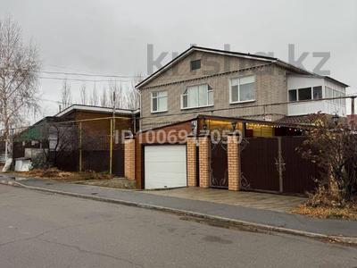 Отдельный дом · 7 комнат · 260 м² · 10 сот., 13 МИКРОРАЙОН 33 за 48 млн 〒 в Лисаковске