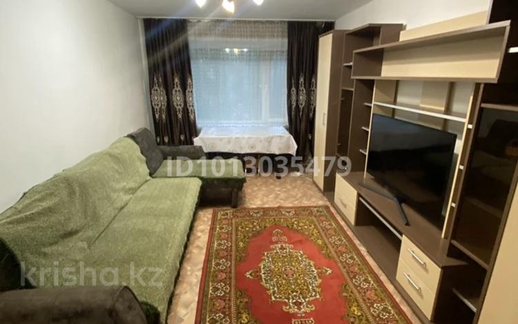 2-комнатная квартира · 45 м² · 3/5 этаж, Абая Кунанбаева 18 — Находится возле магазина Плаза за 12 000 ₸ в Бурабае — фото 2