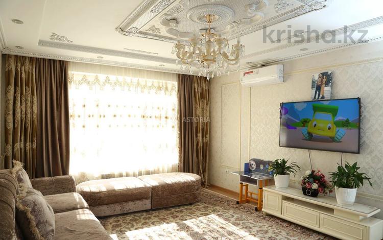 3-комнатная квартира, 90 м², 8/9 этаж, мкр Аккент за 49.5 млн 〒 в Алматы, Алатауский р-н — фото 2