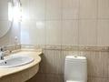 5-бөлмелі пәтер · 205 м² · 3/15 қабат, Азербайжана Мамбетова 16, бағасы: 114 млн ₸ в Астане, Сарыарка р-н — фото 10