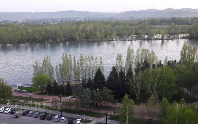 2-бөлмелі пәтер · 55 м² · 15/16 қабат, Набережная Славского 68, бағасы: 31 млн ₸ в Усть-Каменогорске — фото 2
