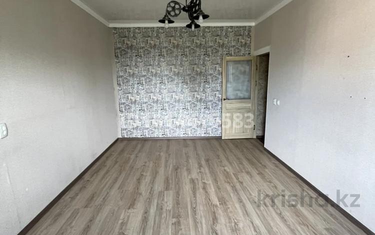 1-комнатная квартира · 37.7 м² · 5/5 этаж, мкр Алатау 46 за 10 млн ₸ в Таразе — фото 11