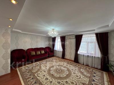 3-бөлмелі пәтер · 80 м² · 2 қабат, Казыбек би 45, бағасы: 200 000 ₸ в 