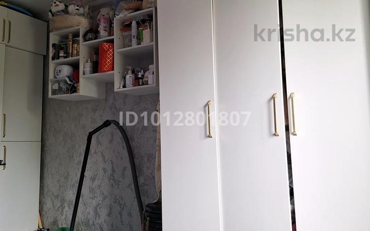 1-комнатная квартира · 10 м² · 4/4 этаж, мкр №6 55 — напротив фэмелий парка за 9 млн ₸ в Алматы, Ауэзовский р-н — фото 2