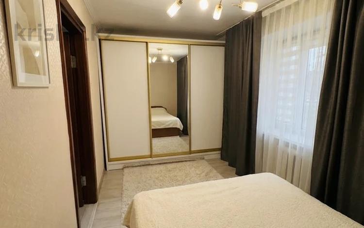 2-бөлмелі пәтер · 41 м² · 2/5 қабат, Абылай хана 147 — Абая, бағасы: 39.9 млн ₸ в Алматы, Алмалинский р-н — фото 2