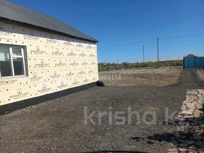 Отдельный дом · 4 комнаты · 72 м² · 10 сот., Әл фара би ул. Абілда Мирманова 146 — 27 маршрут конечкасы за 10 млн 〒 в 