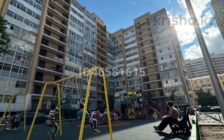 2-бөлмелі пәтер · 67.8 м² · 12/12 қабат, Султанмахмуда Торайгырова 2 — Карагандинская, бағасы: 34 млн ₸ в Астане, р-н Байконур — фото 21