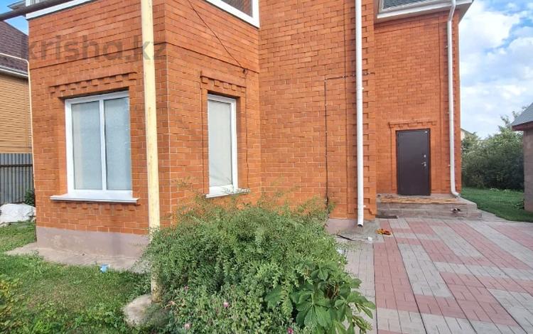 Отдельный дом · 4 комнаты · 140 м² · 10 сот., Орала Мухамеджанова 11 за 65 млн ₸ в Костанае — фото 2