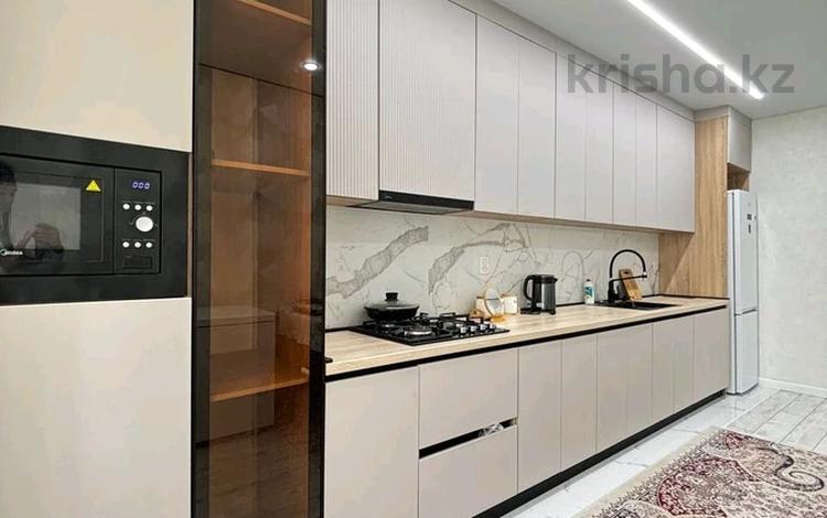 2-комнатная квартира · 58.6 м² · 4/5 этаж, мкр. Алтын орда 25А за 24.5 млн ₸ в Актобе — фото 2