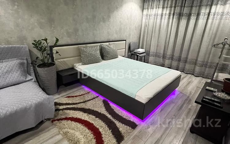 1-бөлмелі пәтер · 40 м², мкр №10 А 11 — Шаляпина, бағасы: 2 500 〒 в Алматы, Ауэзовский р-н — фото 53