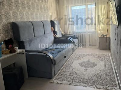 2-бөлмелі пәтер · 44 м² · 3/5 қабат, Алашахана 27 — проспект Алашахана, бағасы: 13 млн ₸ в Жезказгане