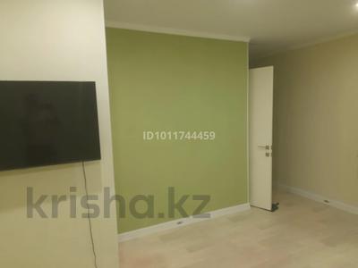 2-бөлмелі пәтер · 43 м² · 3/3 қабат, Жолдаскали Досмухамбетова 17, бағасы: 14.5 млн ₸ в Атырау