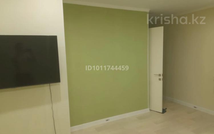 2-бөлмелі пәтер · 43 м² · 3/3 қабат, Жолдаскали Досмухамбетова 17, бағасы: 14.5 млн ₸ в Атырау — фото 2