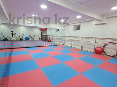 Свободное назначение, офисы, магазины и бутики, склады, салоны красоты, образование · 350 м² за 47 млн 〒 в Каскелене