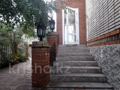 Отдельный дом · 4 комнаты · 363.6 м² · 9.9 сот., Невская 9 за 62 млн 〒 в Рудном