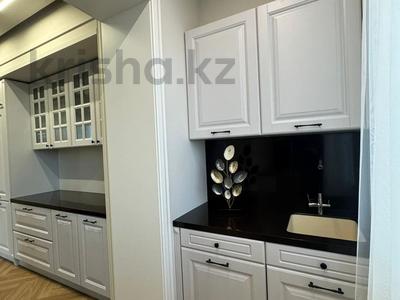 4-комнатная квартира · 110 м² · 10/16 этаж, ул. Абдуллы Розыбакиева 217Бк14 за 165 млн ₸ в Алматы, Бостандыкский р-н