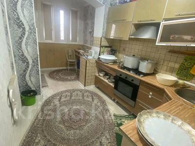 3-бөлмелі пәтер · 70 м² · 4/5 қабат, 12-й мкр 48, бағасы: 17.3 млн ₸ в Актау
