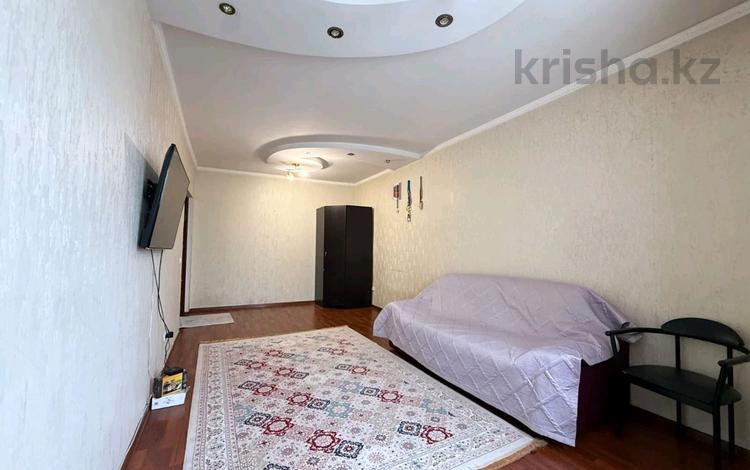 2-бөлмелі пәтер · 58.2 м² · 13/13 қабат, Б. Момышулы, бағасы: 27.5 млн ₸ в Астане — фото 2