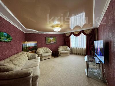 4-комнатная квартира · 90 м² · 5/9 этаж, мкр-н 8 за 30 млн 〒 в Темиртау