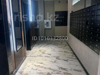 2-бөлмелі пәтер · 45.7 м² · 13/13 қабат, Райымбека 348/1, бағасы: 27.5 млн ₸ в Алматы, Ауэзовский р-н