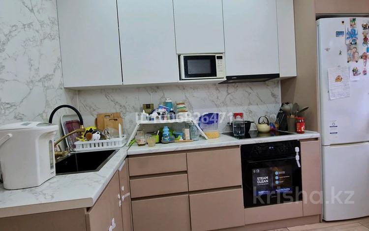 3-бөлмелі пәтер · 77 м² · 2/10 қабат, 1 микрорайон 20а, бағасы: 27.5 млн ₸ в Семее — фото 2