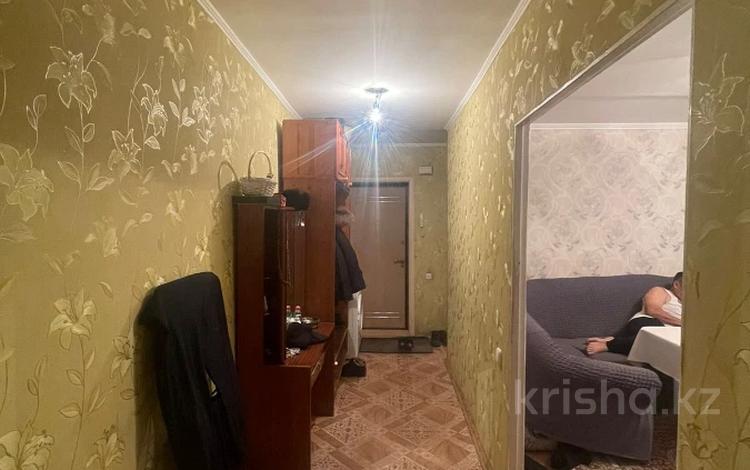 3-комнатная квартира, 67 м², 3/9 этаж, мкр Юго-Восток, Юго-Восток Гапеева 1 за 22.5 млн 〒 в Караганде, Казыбек би р-н — фото 7