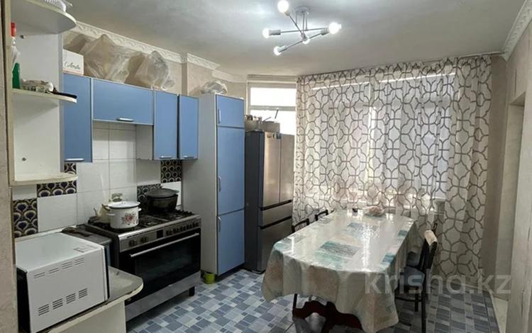 3-комнатная квартира · 80 м² · 8/10 этаж, мкр Аксай-3А — Толеби за 47 млн ₸ в Алматы, Ауэзовский р-н — фото 2