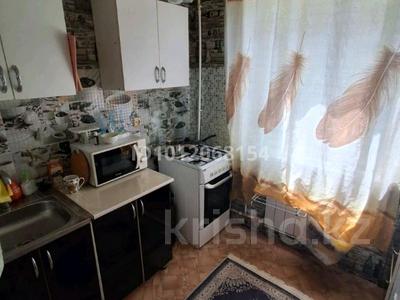1-комнатная квартира · 34 м² · 1/5 этаж, 12-й мкр. 18 за 7.5 млн ₸ в Караганде